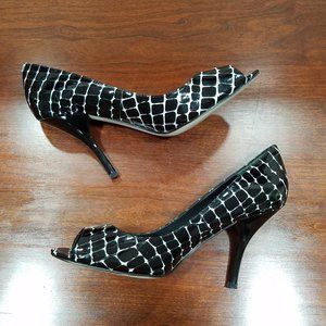 Enzo Angiolini Peep-Toe Leather Heels